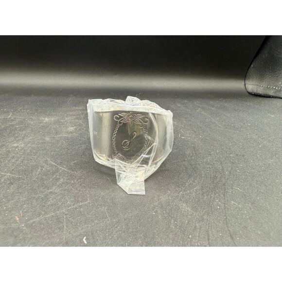 Vintage Royal Rose Napkin Ring Set of 8 – New in Box - Picture 3 of 7